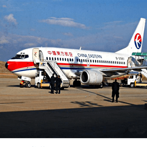 连云港花果山机场空运航空快运业稳步发展的原因是什么？